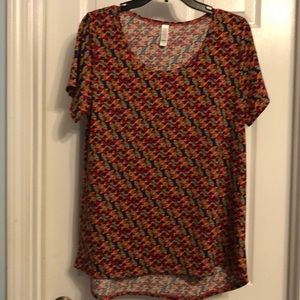 New LuLaRoe Classic T-L Beautiful Blouse